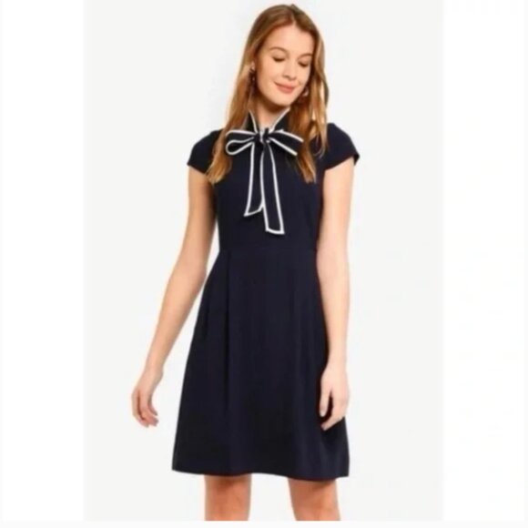 J. Crew Tie-Neck Dress in 365 Crepe Navy Modest Nautical Preppy Size 10 NWT - Picture 2 of 7